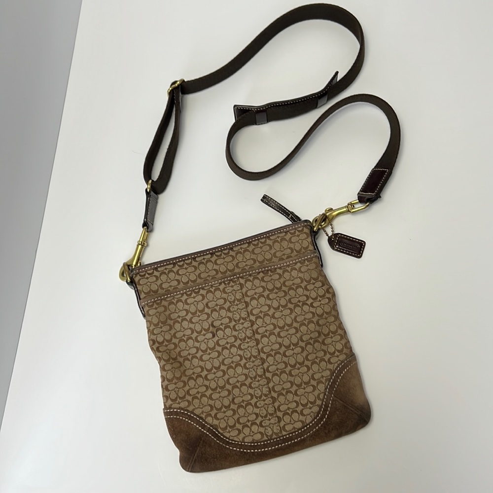 Coach Signature Crossbody bag 1581